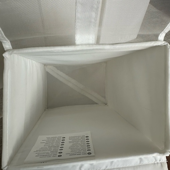 Set of 4 White Storage Bins collapsible lightweight - Picture 7 of 9